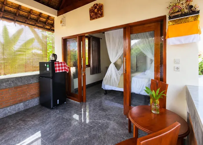 Bulan Mas Guest house 2*